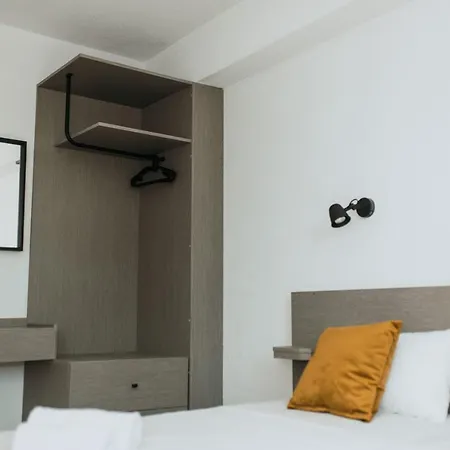 Five Keys Apartment