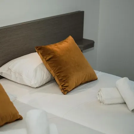 Five Keys Apartment